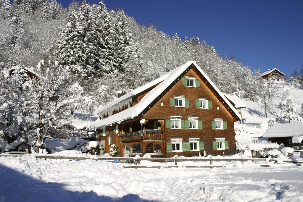 Hotel Gasthaus Schaefle Bürserberg Exterior foto